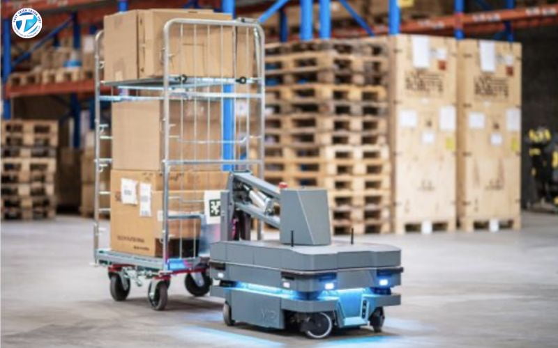 AMR là xu hướng kho thông minh giúp tự động hóa quy trình lấy hàng và vận chuyển